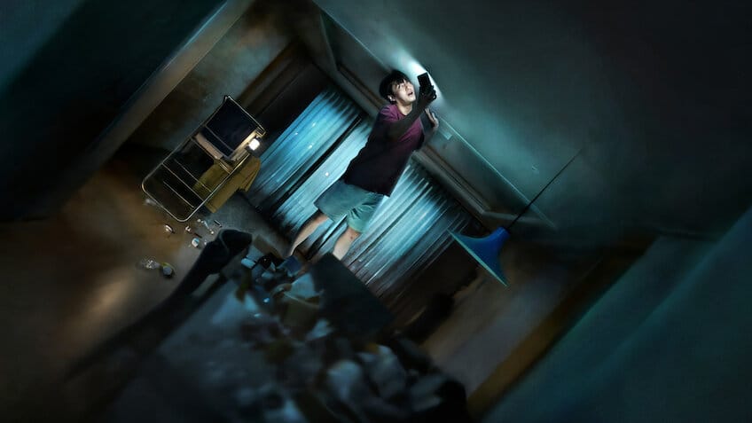 《墙外之音》— Netflix
