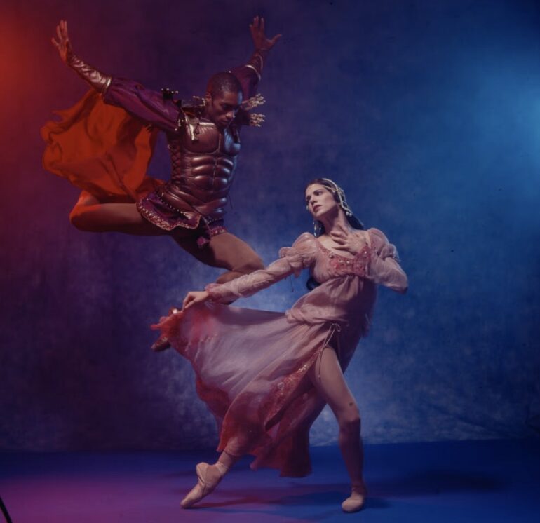 拉·鲁博维奇版《奥赛罗》：在古根海姆美术馆重塑心理编舞之美